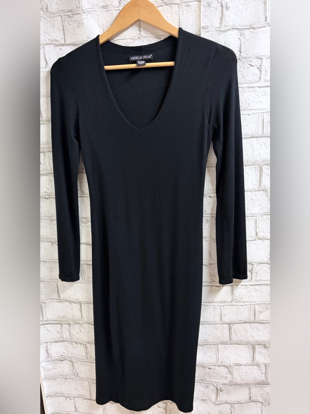 American Dream Black V-Neck Long Sleeve Bodycon Dress